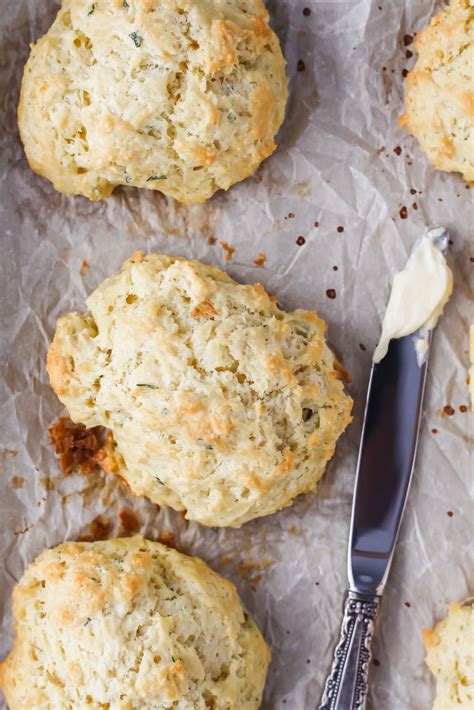 How many sugar are in tarragon herb drop biscuits - calories, carbs, nutrition